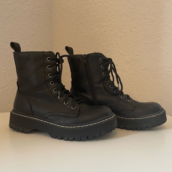 MIX NO. 6 combat style boots - Picture 1 of 10